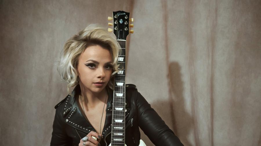 RevHall: Samantha Fish - Paper Doll Live World Tour w/ Zac Schulze Gang